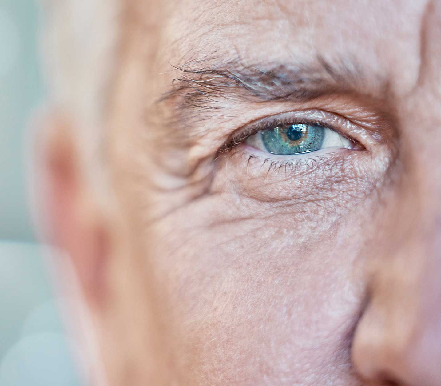 Senior Eye